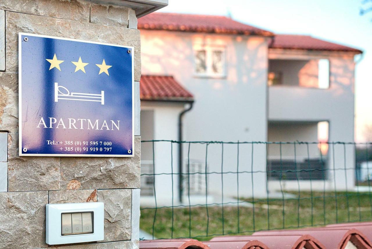 Lamalu Ližnjan Exterior foto
